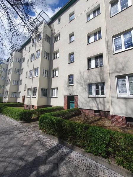 2-Zimmer Wohnung - Hochparterre  mit Loggia — photo 1